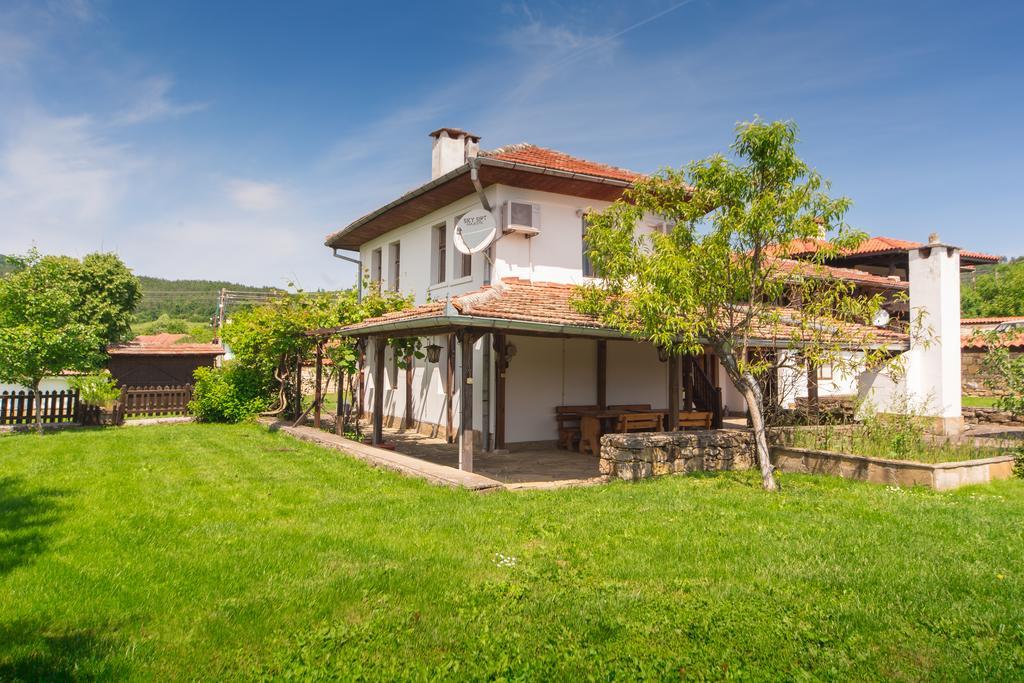 Complex Rayuvski Han Rayuvtsi Exterior foto